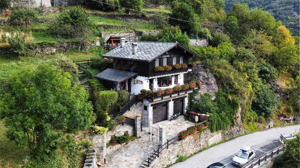 Masoun Dou Caro Hotel Pont-Saint-Martin Bagian luar foto