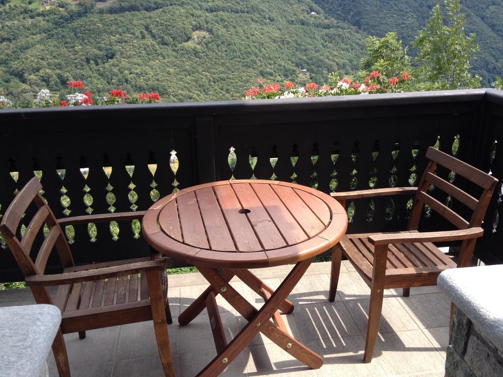 Masoun Dou Caro Hotel Pont-Saint-Martin Bagian luar foto