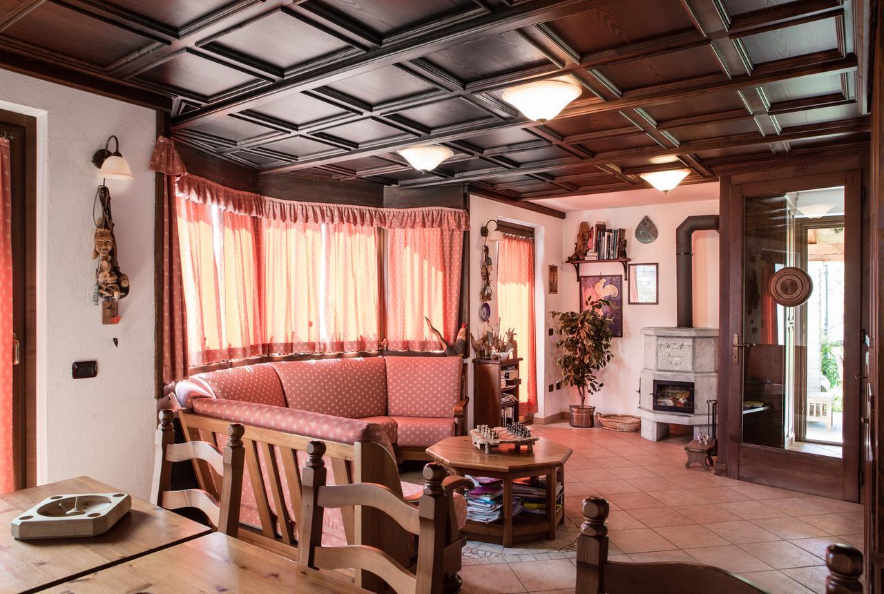 Masoun Dou Caro Hotel Pont-Saint-Martin Bagian luar foto
